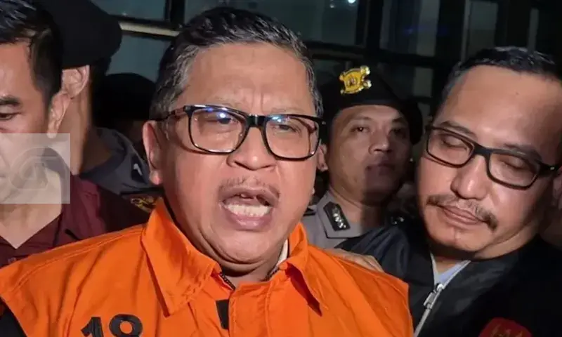Indonesia opposition leader cries out hours before arrest